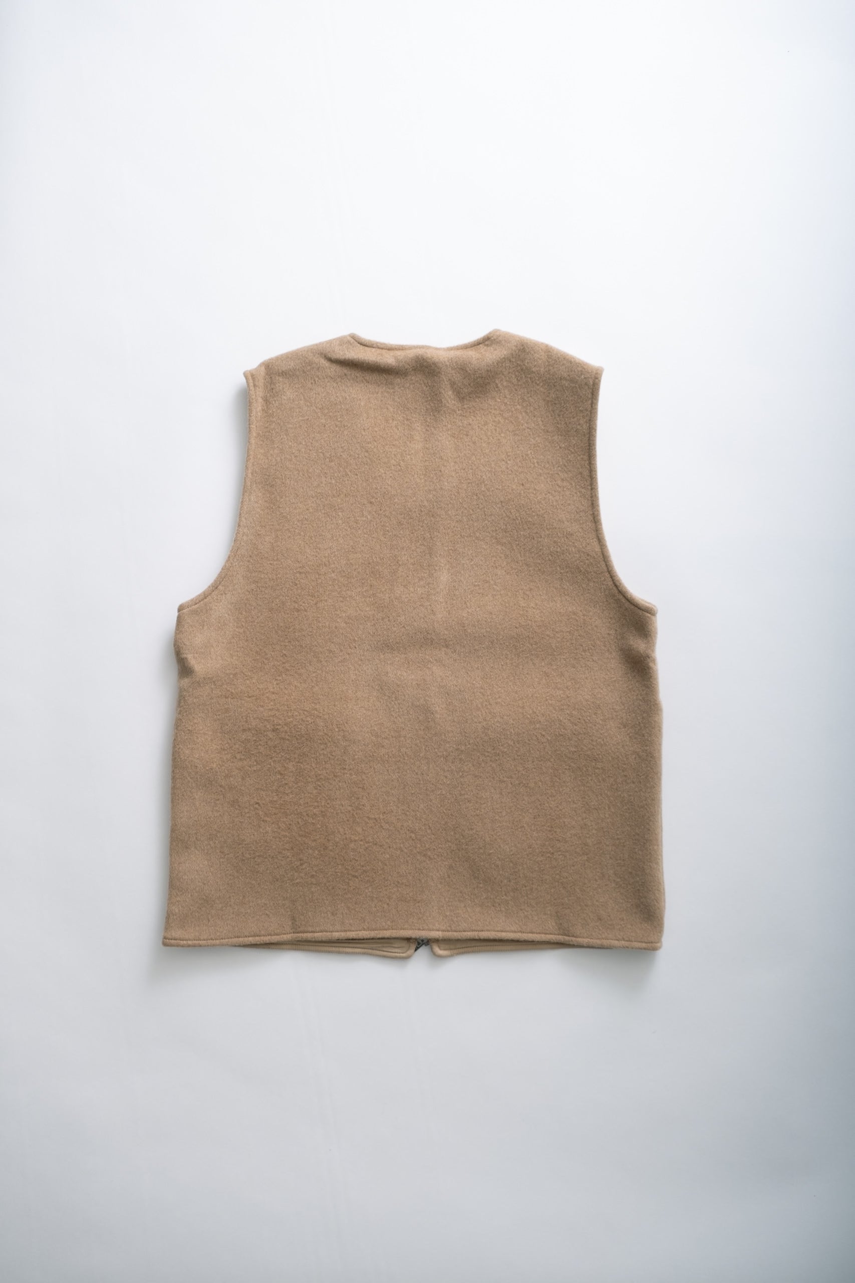 ZIP VEST - COYOTE CASHMERE