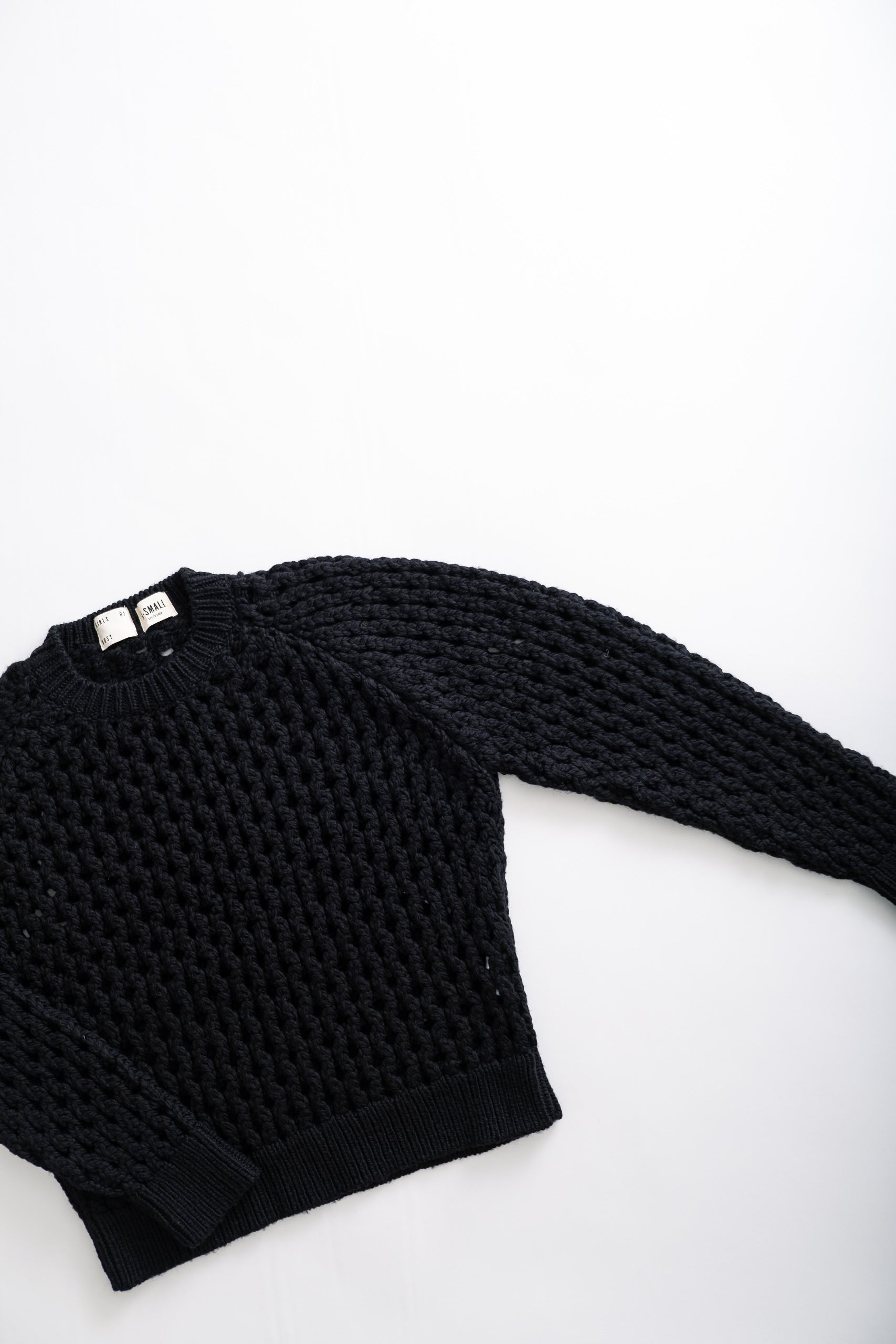 FISHERMAN SWEATER - BLACK