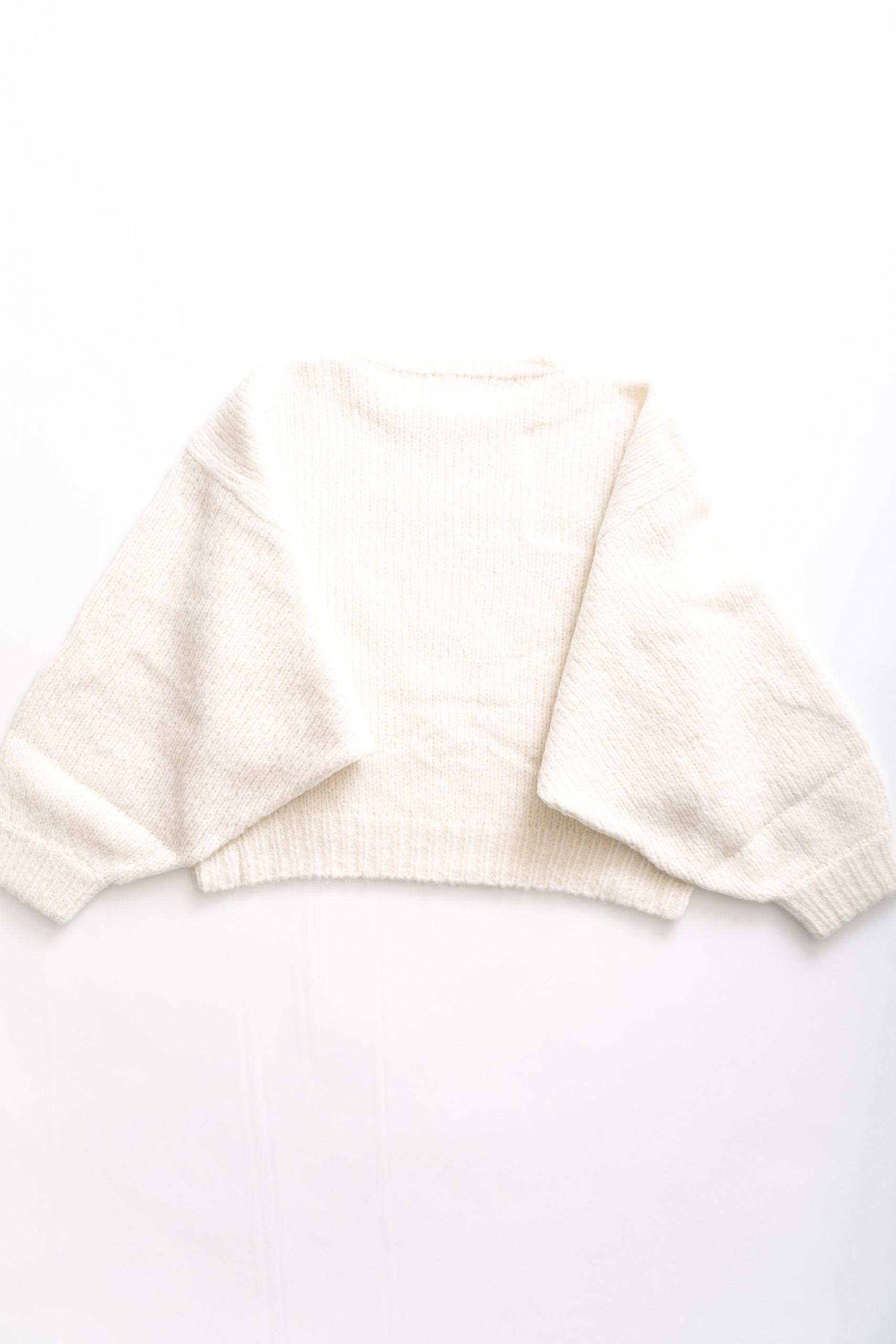 BALLOON SLEEVE SWEATER - CREAM