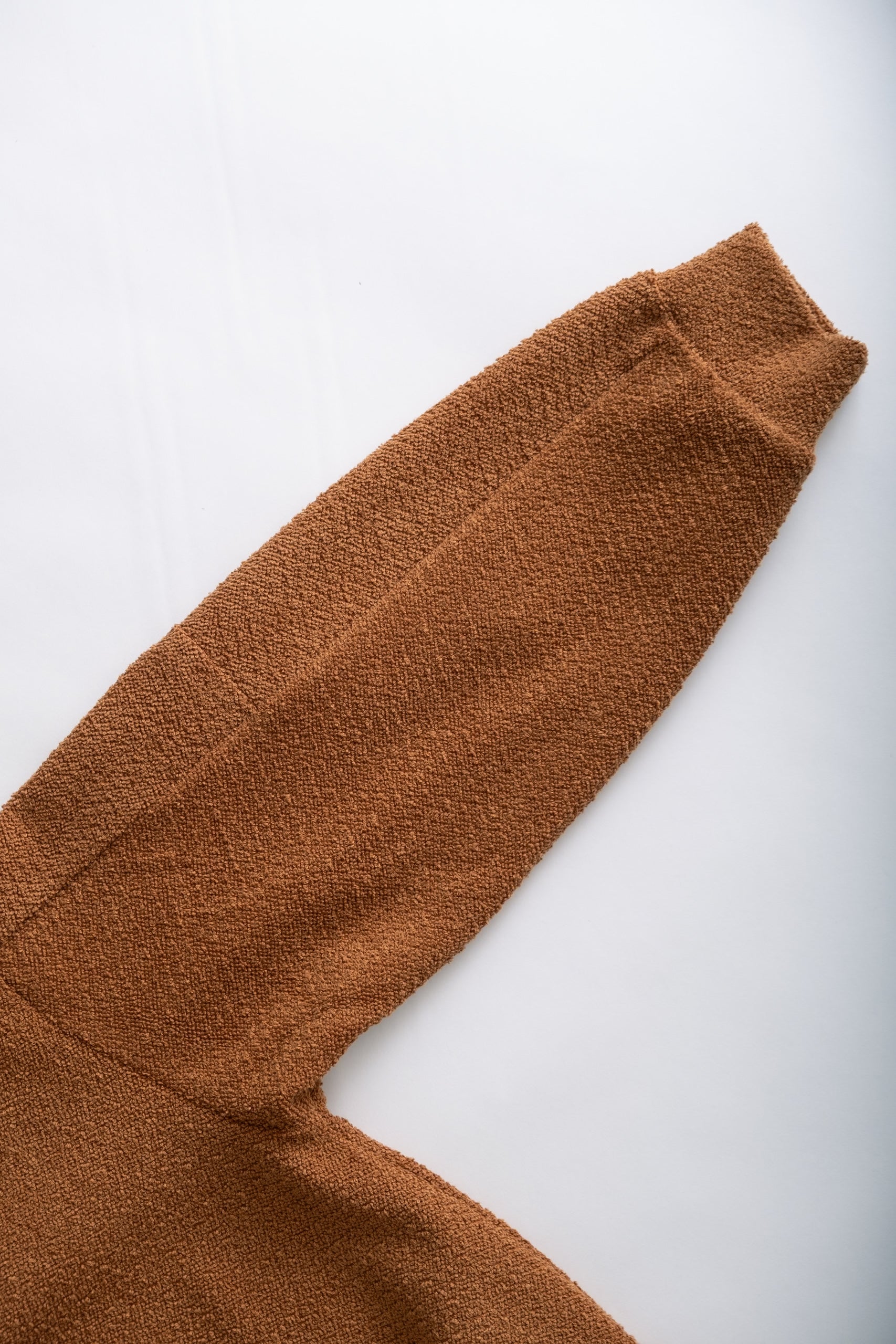 RESPITE SWEATER - RUSTY BROWN