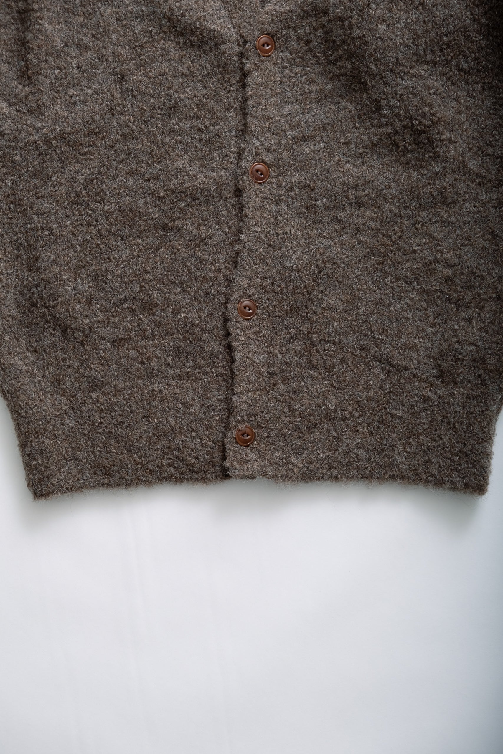 V-NECK CARDIGAN - EARTH BOUCLE ALPACA