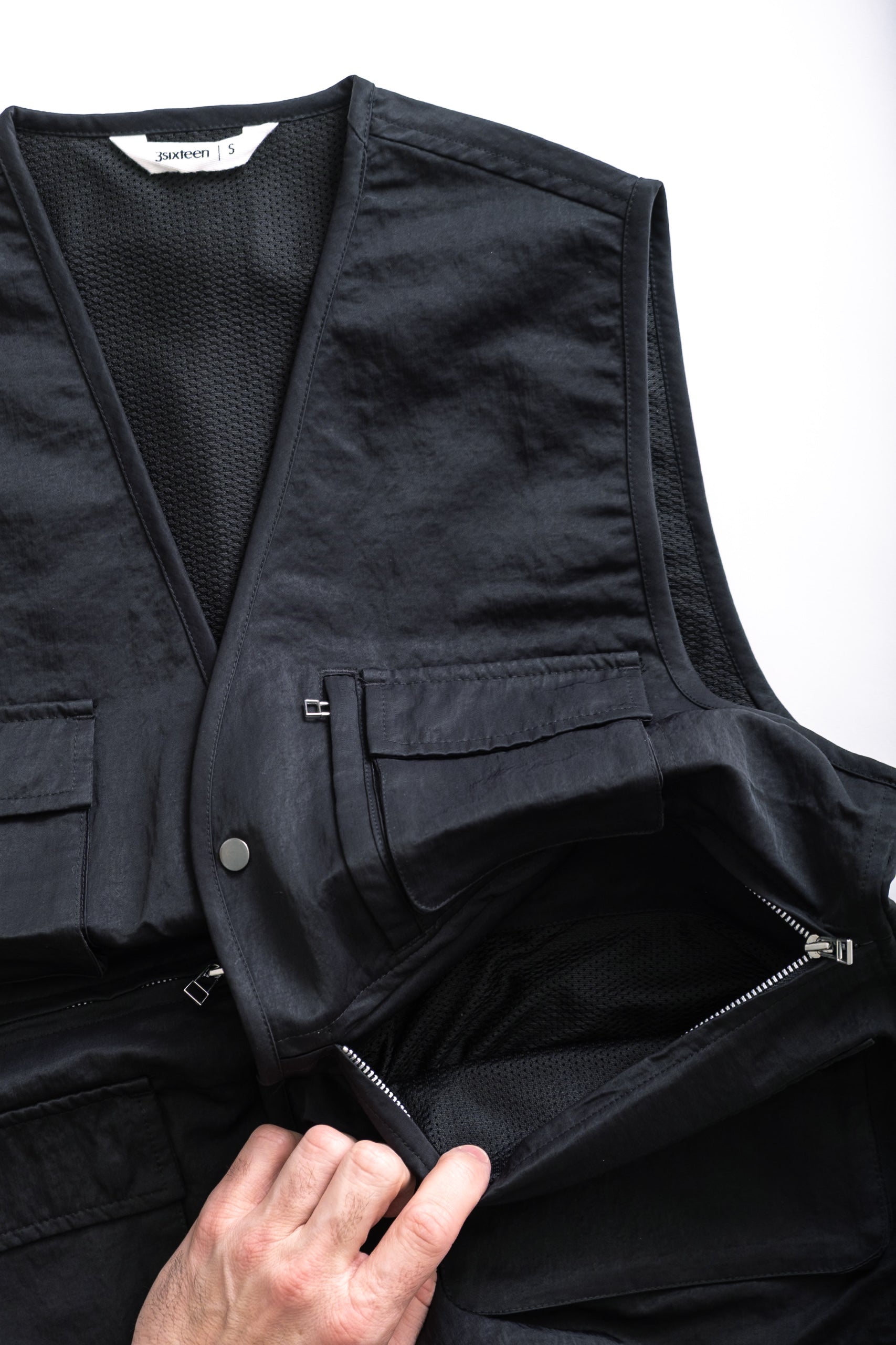 FIELD VEST - BLACK WRINKLE