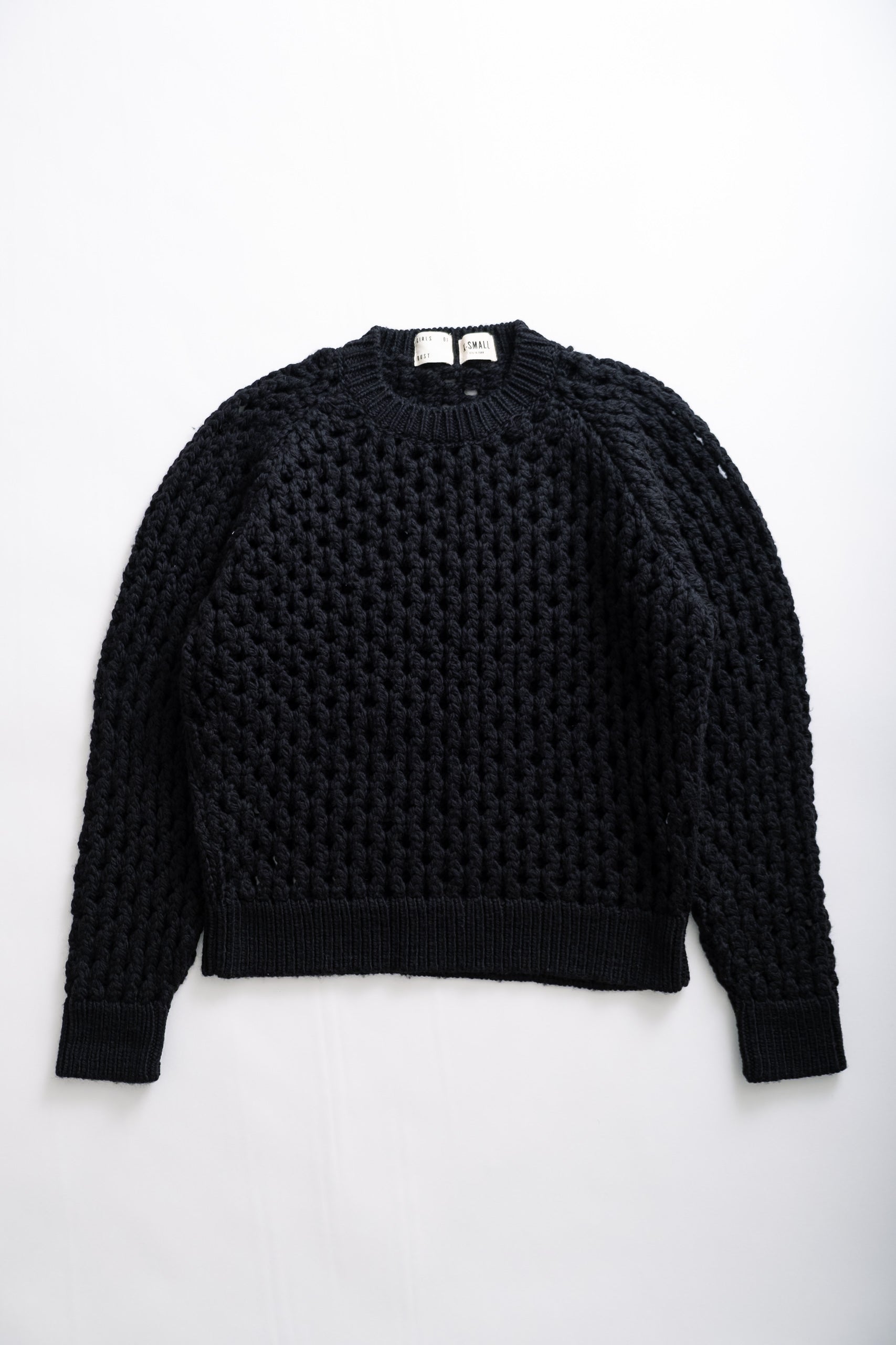 FISHERMAN SWEATER - BLACK